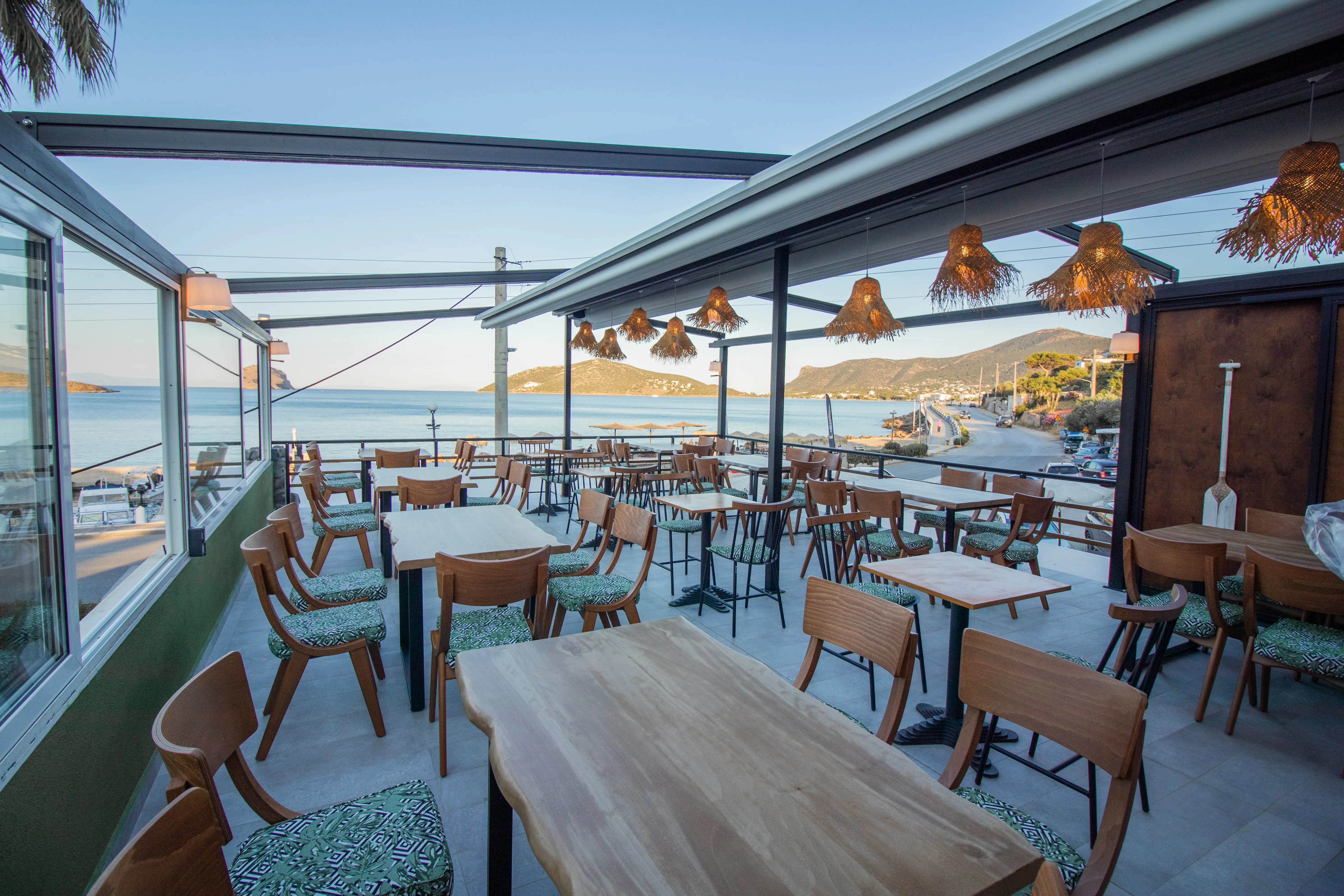 Εστιατόριο δίπλα στη θάλασσα ηλιοβασίλεμα Πόρτο Ράφτη - Porto Faros 10